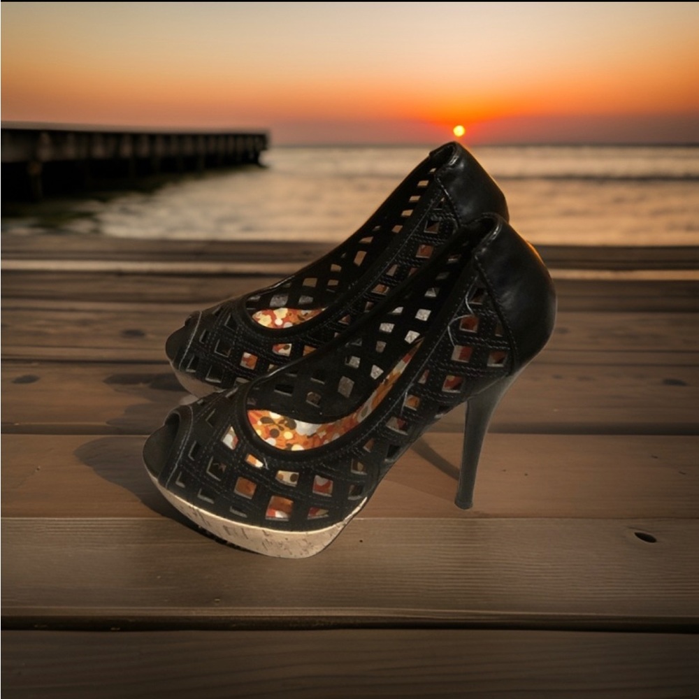 Rue 21 Etc Lattice Stiletto Platform Peeptoe Pump